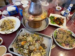 -鑫渔港海鲜本地菜·山海关浑锅(东戴河店)