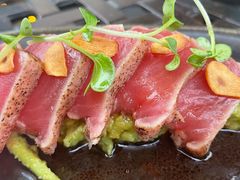 金枪鱼牛油果-BROWNSTONE布朗石西班牙餐厅(富城店)