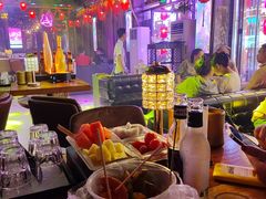 -喜鹊音乐酒馆(西街店)