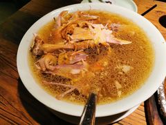 松茸藏香鸡-缘生态云南菜·野生菌庭院餐厅(华侨城店)