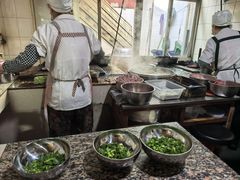 -正宗杨记普洱酸醋米线(总店)