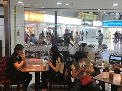 -星巴克(广州中华广场B1层店)