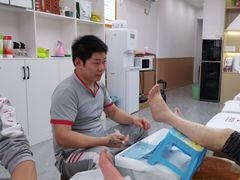 -郑远元专业修脚房(朝晖路店)