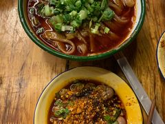 -拈签一笑黄牛肉辣卤串串