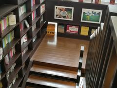 -钟书阁(松江泰晤士小镇店)