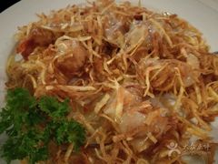 -顺峰渔港中国人的餐厅