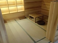 -碧中海汤泉汗蒸酒店