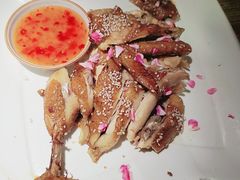 桃花烤鸡-蜜桃餐厅·江浙融合菜(荟聚购物中心店)