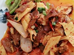 -撒拉人家.酸菜牦牛肉火锅