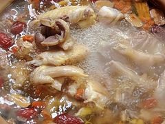 -威邵鸡煲(西华路总店)