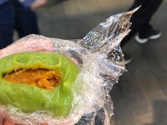 蛋黄肉松青团-沈大成(城隍庙店)