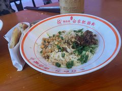 鲜肉锅盔-钟方模白家肥肠粉(春熙店)