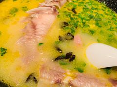 鮰鱼-东方明珠老上海8号餐厅(东方明珠广播电视塔店)