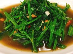 -Dang restaurant (patong phuket)