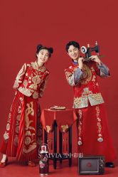 -雪中彩影婚纱摄影·微光艺术中心