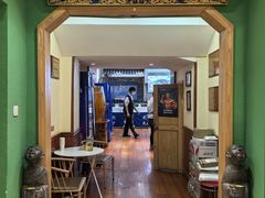 -沸炉重庆老火锅(军事博物馆店)