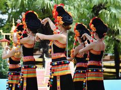 -七彩云南欢乐世界