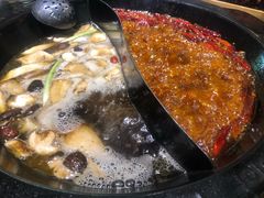 -老房老舍重庆火锅(假日城市店)