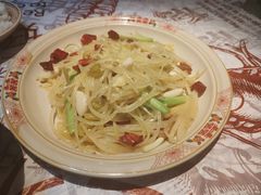 -耙吉吉川味小酒馆(本地人回头店)