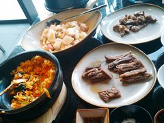 -雾山韩式烤肉·海南糟粕&椰子鸡火锅·海景餐厅(三亚绿发山海天JW万豪酒店)