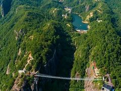-玻璃桥景区石牛寨
