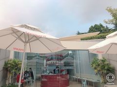 -UNI UNI(环亚凯瑟琳店)