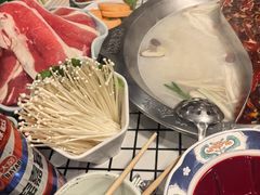 -山悦里 山野·鲜火锅(罗斯福广场店)