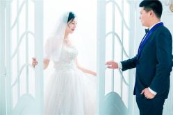 点击看大图 -蒙娜丽莎婚纱摄影(鲁邦店)