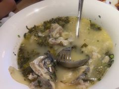 -严记小天府酸菜鱼(西四路店)