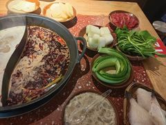 -赵美丽·重庆社区火锅·直营店(火车东站·中豪国际店)