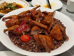 -朱记乳鸽王·非遗石岐乳鸽·全鸽宴(大兴旗舰店)