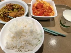 -老乡鸡(上海巴黎春天浦建店)