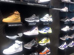 -NIKE品牌体验店(金源新燕莎店)