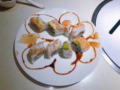鲜虾彩蝶寿司卷-赤坂亭M9和牛烧肉·日料398放题(万达店)