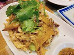 -彩虹站·香港烧腊茶餐厅