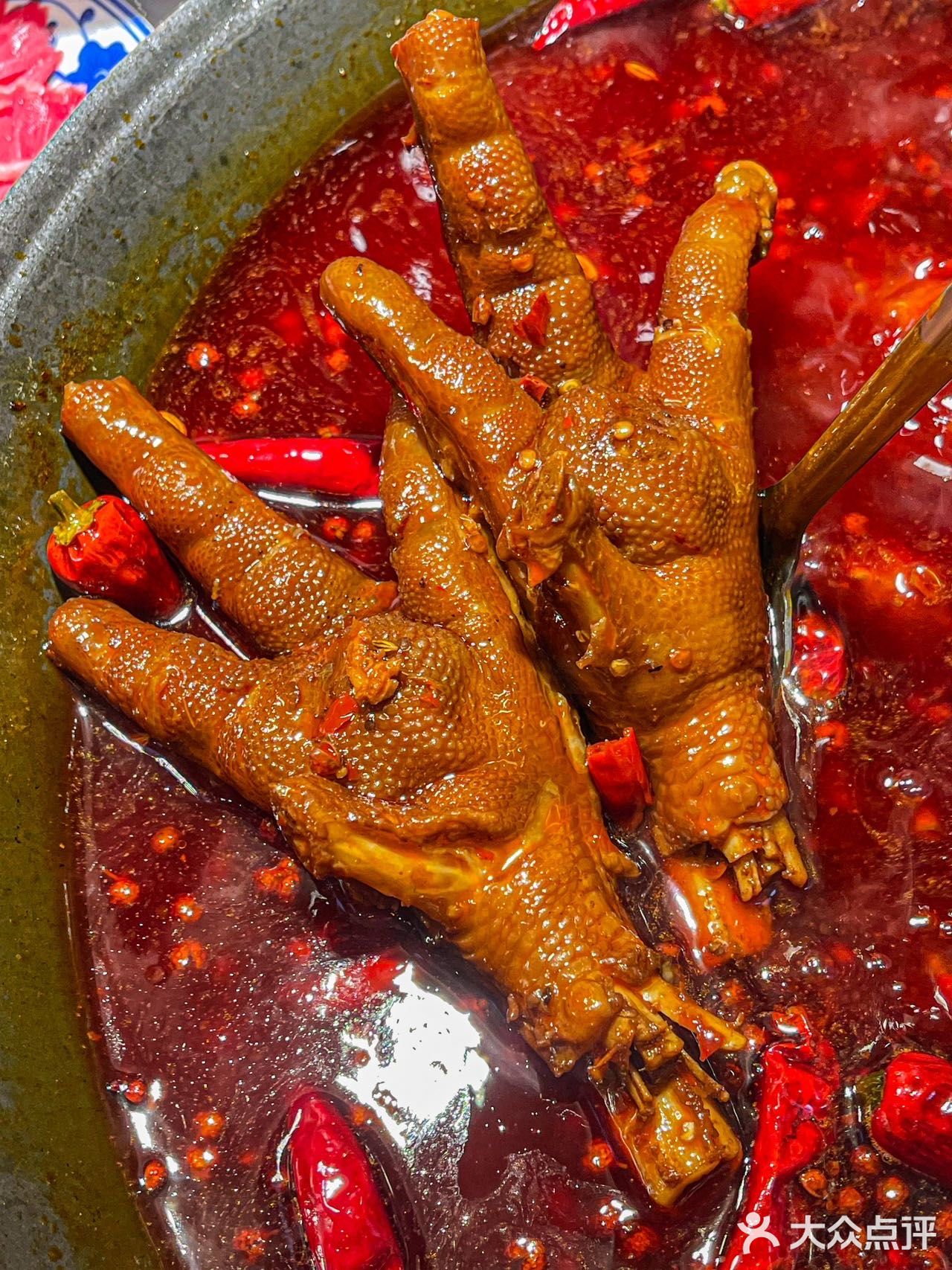 重庆一定要吃🍓草莓冰冰锅！！好吃