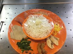 -同济大学本部学苑饮食广场