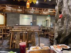 -百年川椒重庆老火锅(光谷店)