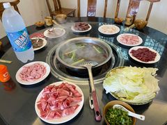 -周老三跷脚牛肉·全牛火锅(非遗传承店)