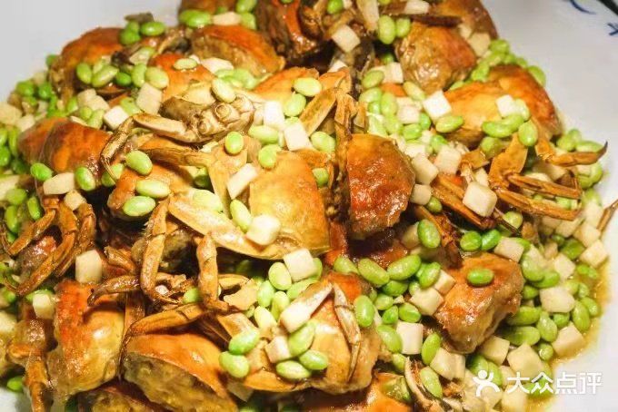 6口味大闸蟹畅吃！陆家嘴江畔五星级酒店，100+种美食自助