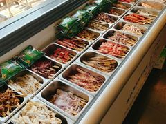 自助取餐区-万记麻辣烫国展总店