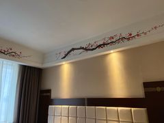 -金皇国际大酒店(桂林两江四湖火车站店)