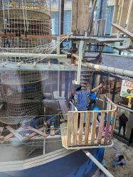 -PIPIKINGDOM皮皮王国欢乐号(欢乐海岸购物中心店)