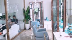 -MY WAY SALON