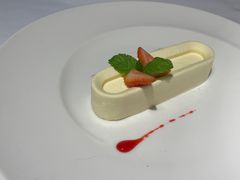 -Erman岩烧牛排(虹桥南丰城店)