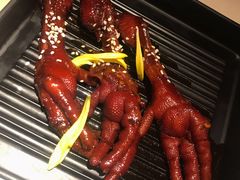 吮指鸡爪-桂满陇天书(南京德基旗舰店)