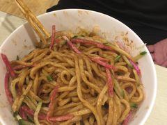 -黑八私房老北京炸酱面