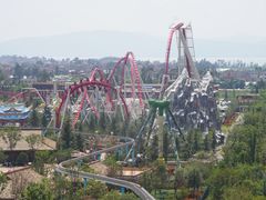 -七彩云南欢乐世界