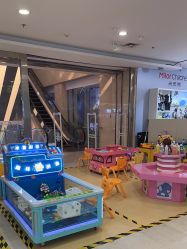 -孩子王童乐园(唐山万达广场店)