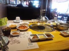 -唯成•韩国炭火烤肉 유성고기